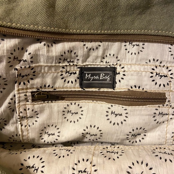 Myra Large Canvas Weekender Bag - Picture 7 of 8